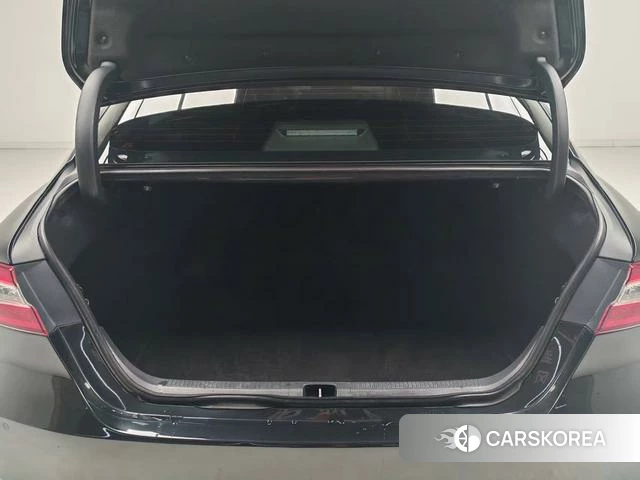 Toyota Camry 2023 Черный из Китая, фото 5