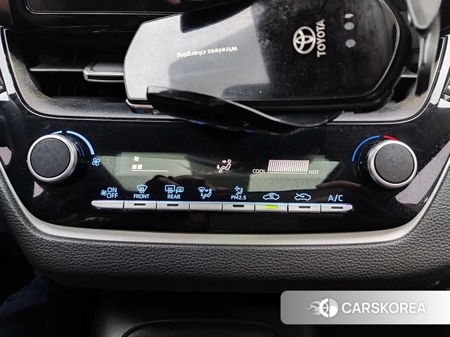 Toyota Corolla 2023 Белый из Китая, фото 5