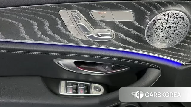 Mercedes-Benz E-Class W213 2021 Белый из Кореи, фото 5