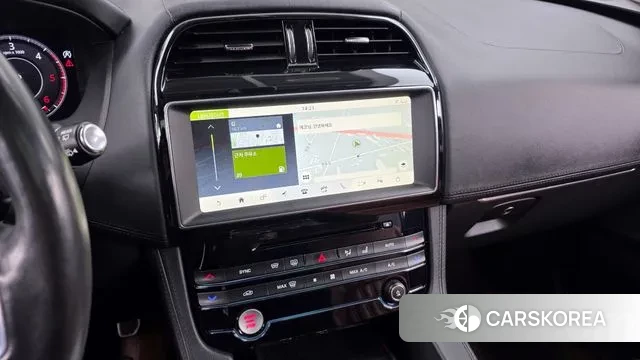 Jaguar F-PACE 2019 Белый из Кореи, фото 5