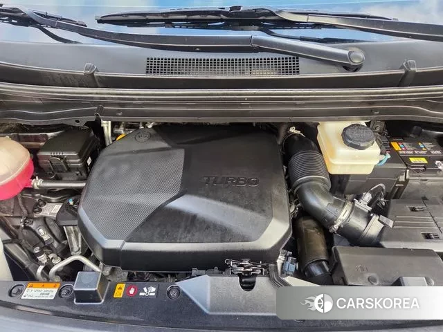 Hyundai Staria 2023 Черный из Кореи, фото 5