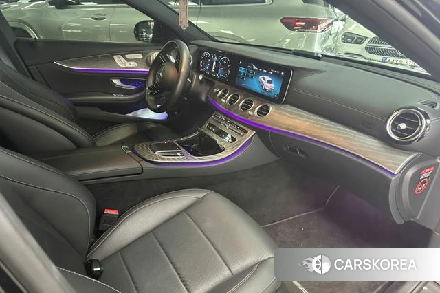 Mercedes-Benz E-Class W213 2022 Черный из Кореи, фото 5