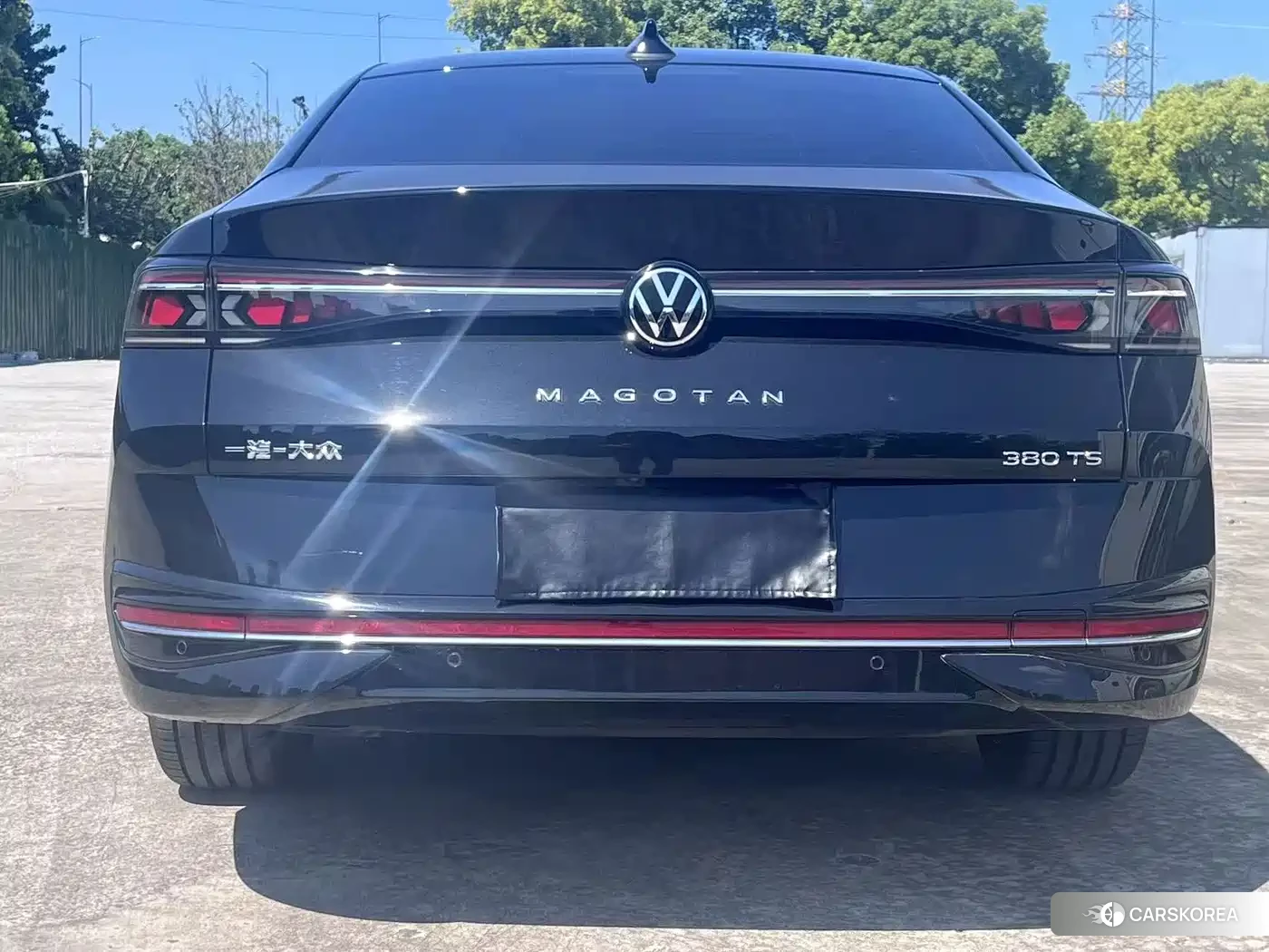 Volkswagen Magotan 2025 Черный из Китая, фото 5