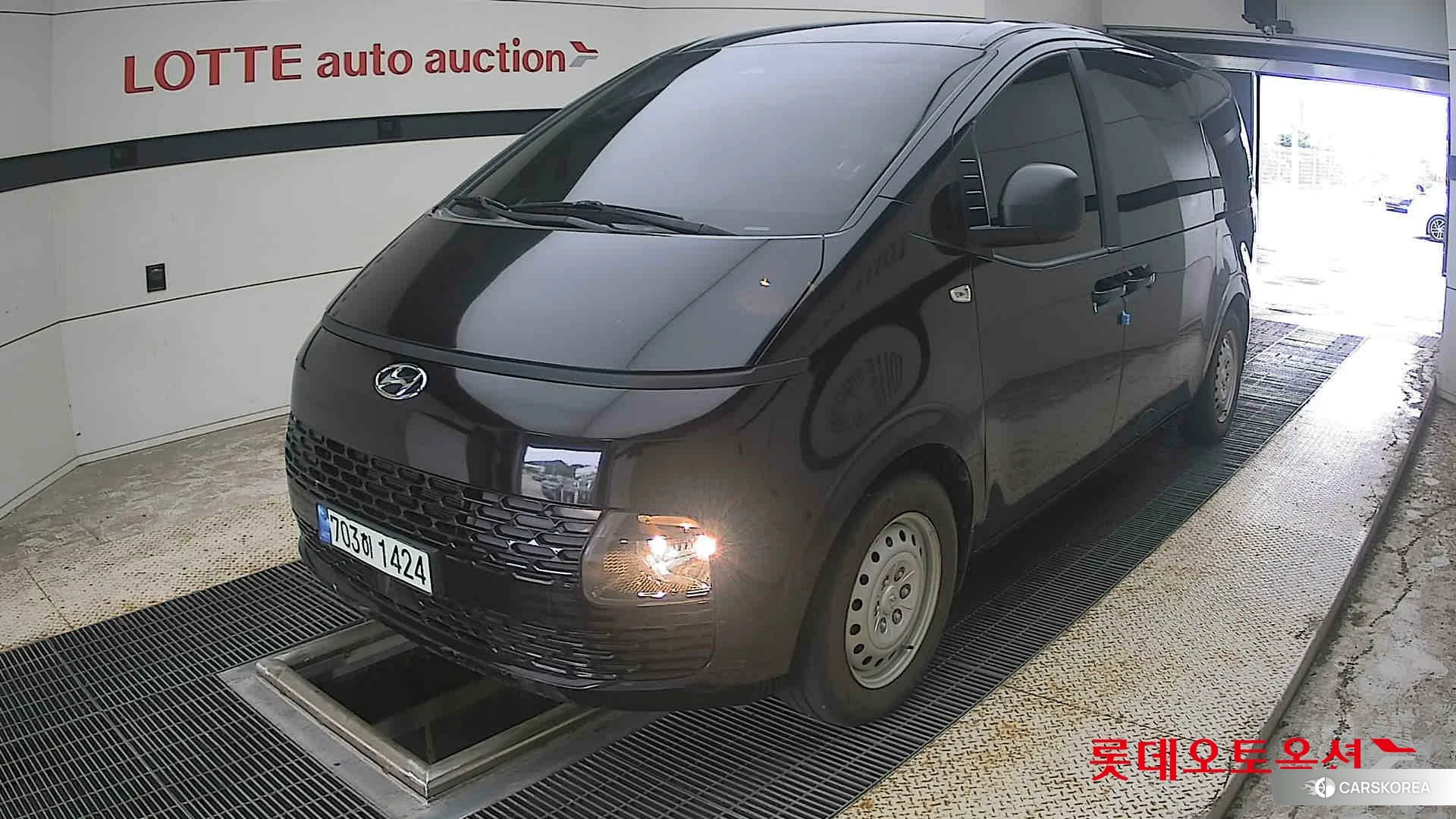 Hyundai Staria 2022 Abyss Black Pearl из Кореи, фото 5