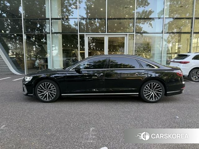 Audi A8 2024 Черный из Китая, фото 5