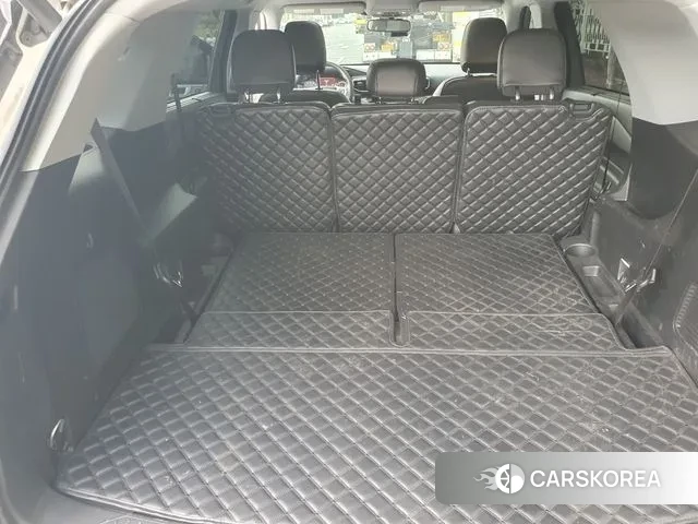 Ford Explorer 6th Generation 2023 Белый из Кореи, фото 5