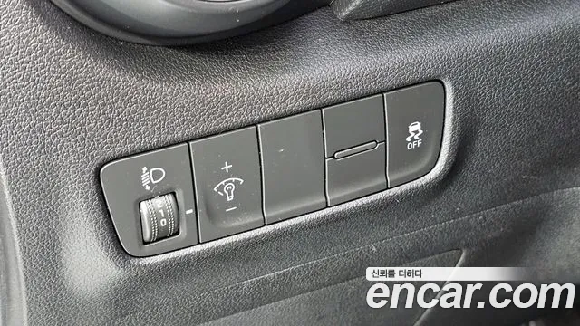 Hyundai Kona 2018 Белый из Кореи, фото 5