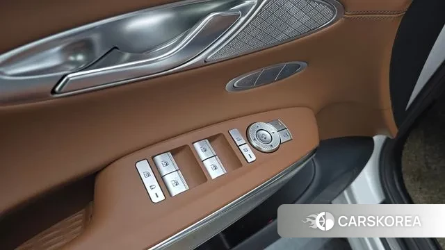 Genesis GV70 2022 Белый из Кореи, фото 5