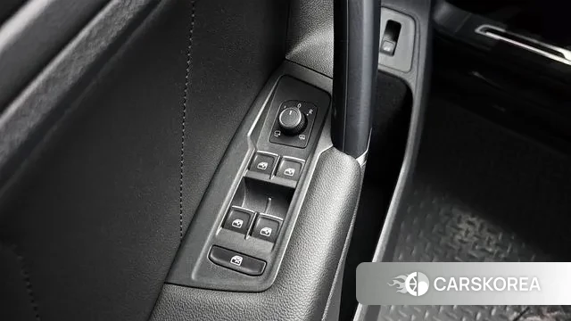 Volkswagen Tiguan second Generation 2018 Черный из Кореи, фото 5