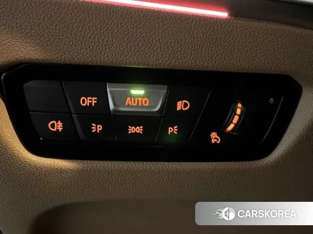 BMW 3 Series (G20) 2024 Серебристо-серый из Кореи, фото 5