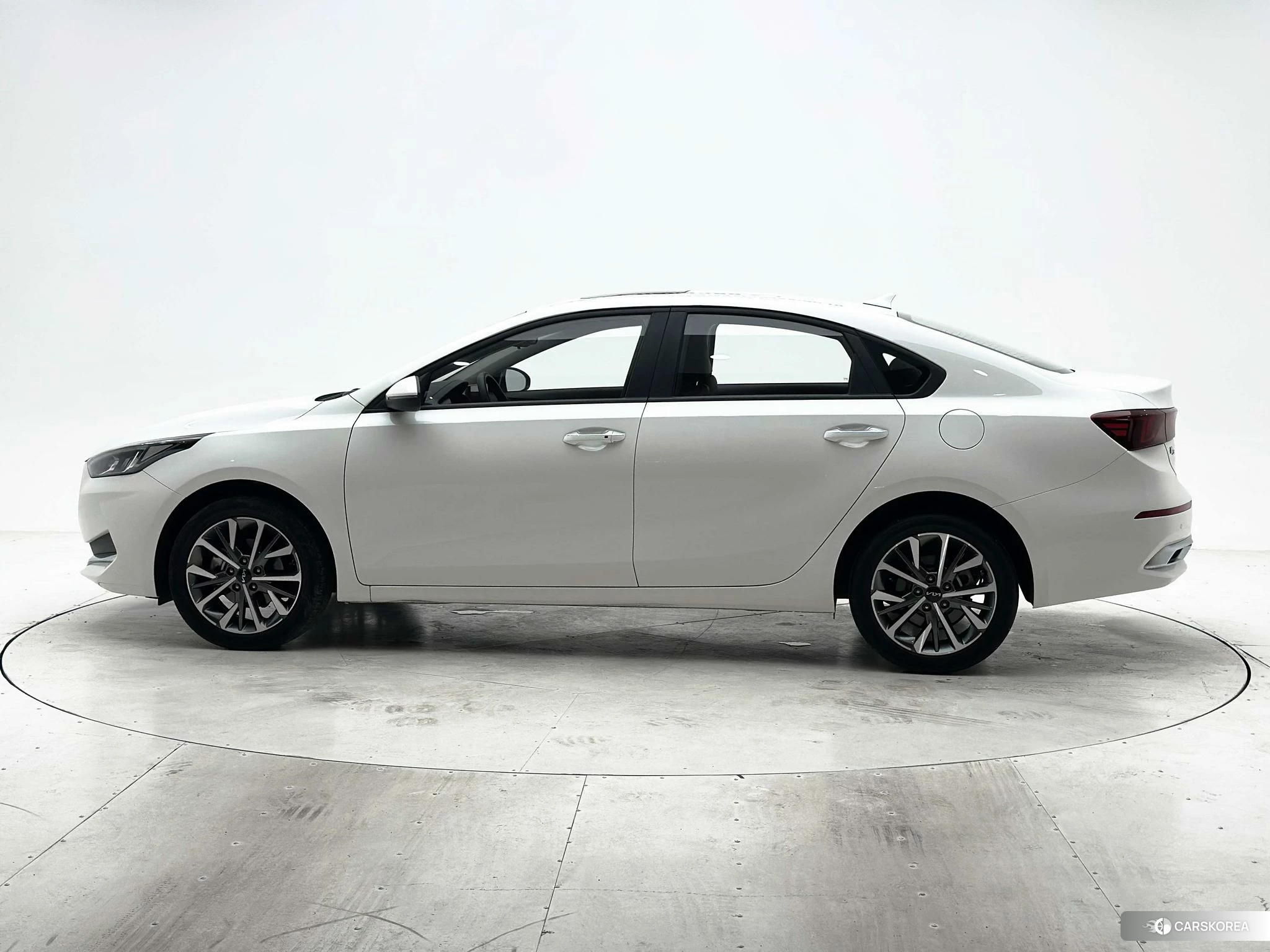 Kia K3 2021 Белый из Китая, фото 5