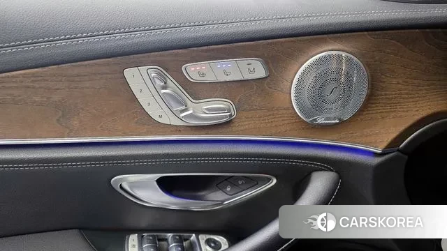 Mercedes-Benz E-Class W213 2020 Белый из Кореи, фото 5