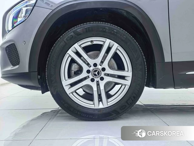 Mercedes-Benz GLB 2021 Серебристо-серый из Китая, фото 5