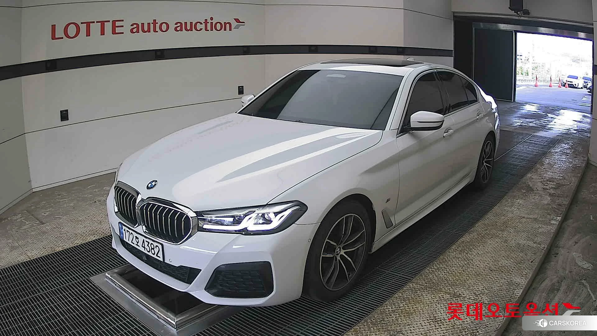 BMW  523d xDrive 2023 #300 - ALPINE WHITE [BMW] из Кореи, фото 5