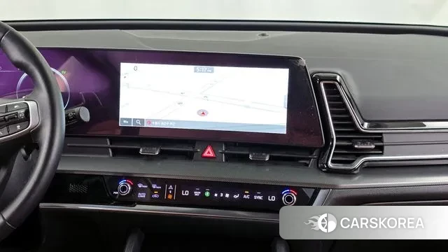 Kia Sportage 5th Generation Hybrid 2023 Белый из Кореи, фото 5