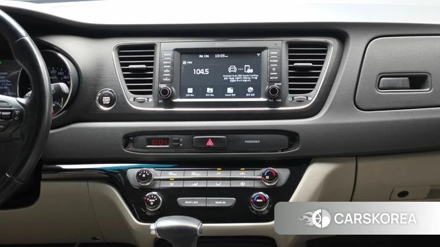 Kia The New Carnival 2018 Белый из Кореи, фото 5