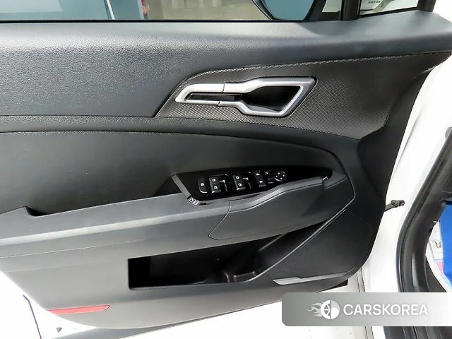 Kia Sportage 5th Generation 2022 Белый из Кореи, фото 5