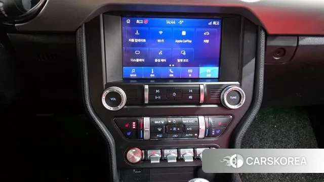 Ford Mustang 2023 Красный из Кореи, фото 5