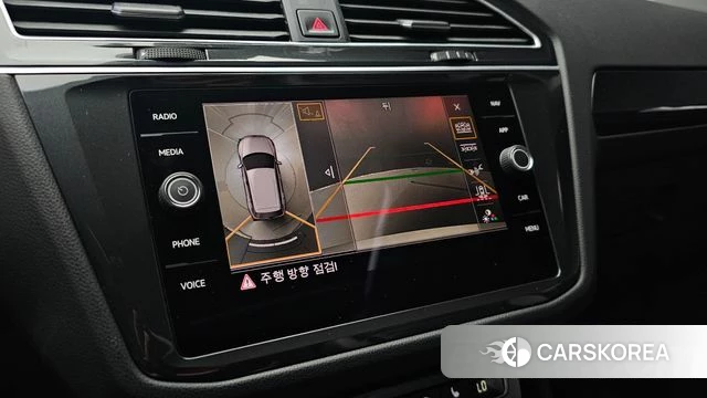 Volkswagen Tiguan second Generation 2019 Белый из Кореи, фото 5