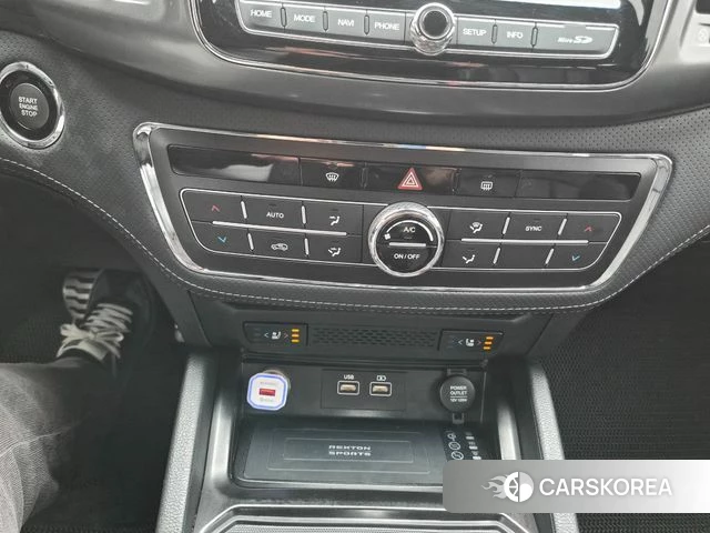 Ssangyong The New Rexton Sports Cannes 2022 Серый из Кореи, фото 5