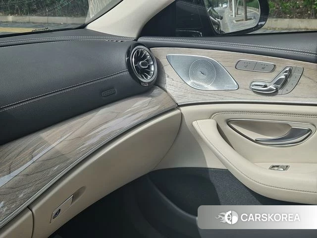 Mercedes-Benz CLS 2023 Зеленый из Китая, фото 5