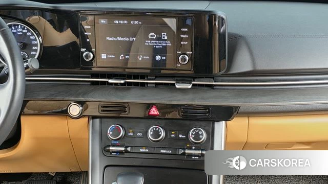 Kia Carnival 4th generation 2022 Белый из Кореи, фото 5