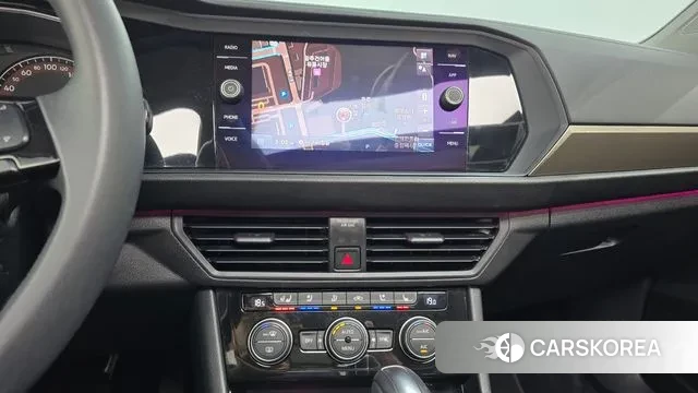 Volkswagen 7th Generation of Jetta 2020 Белый из Кореи, фото 5