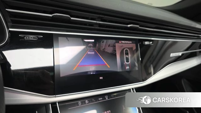 Audi Q8 (4M) 2023 Синий из Кореи, фото 5
