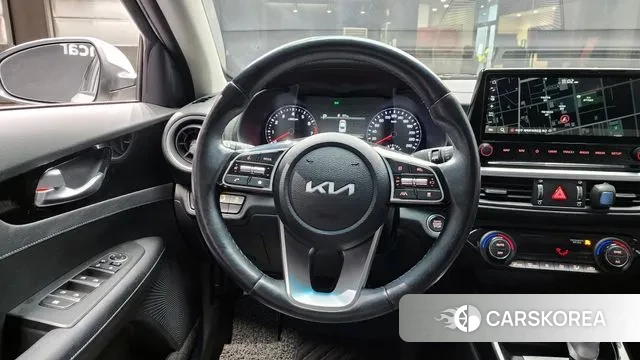 Kia The New K3 2nd generation 2022 Белый из Кореи, фото 5
