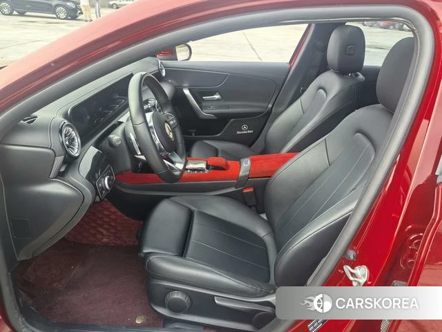 Mercedes-Benz Class A 2022 Красный из Китая, фото 5
