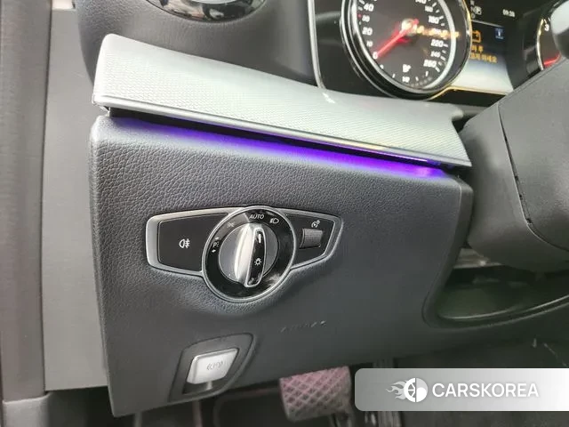 Mercedes-Benz E-Class W213 2018 Черный из Кореи, фото 5