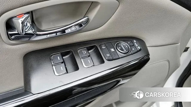 Kia The New Carnival 2019 Белый из Кореи, фото 5
