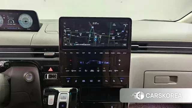 Hyundai Staria 2021 Белый из Кореи, фото 5