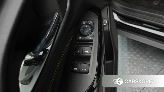 Chevrolet (GM Daewoo) Trax Crossover 2023 Черный из Кореи, фото 5