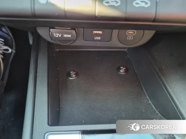 Hyundai The New Avante (CN7) 2024 Белый из Кореи, фото 5