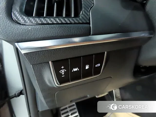 Kia Stinger Meister 2023 Серебристо-серый из Кореи, фото 5