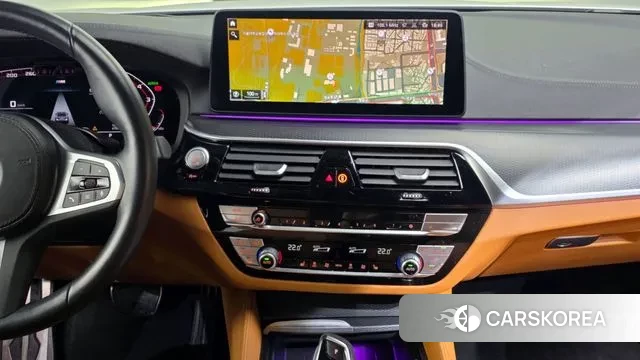 BMW 5 Series (G30) 2023 Белый из Кореи, фото 5