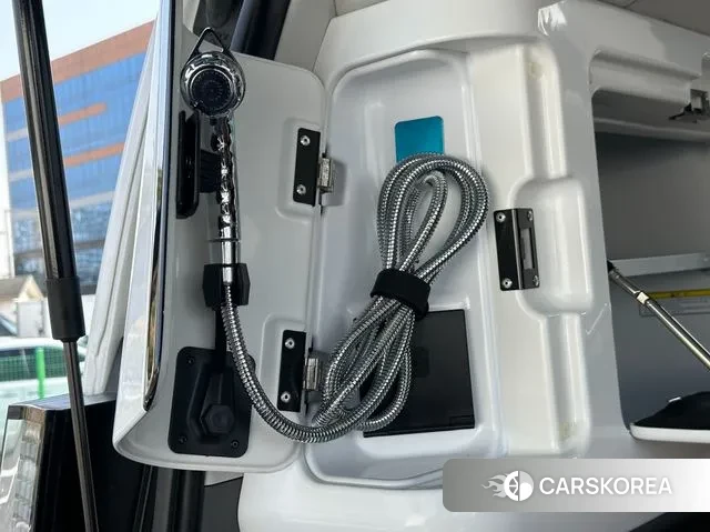 Hyundai Staria 2024 Белый из Кореи, фото 5