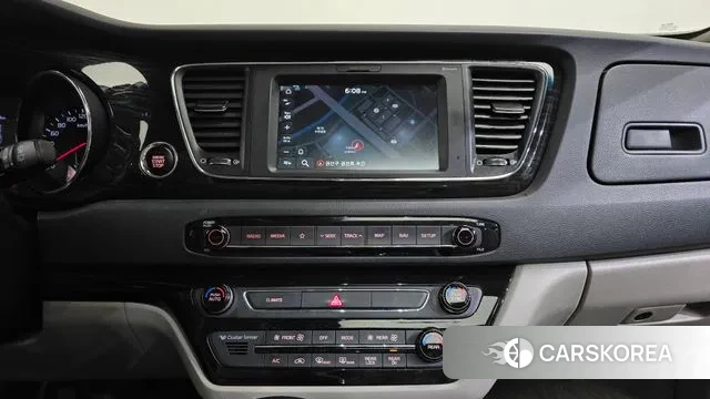 Kia The New Carnival 2018 Белый из Кореи, фото 5