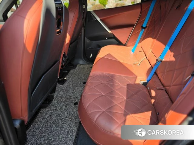 BMW iX 2023 Жемчужный цвет из Кореи, фото 5