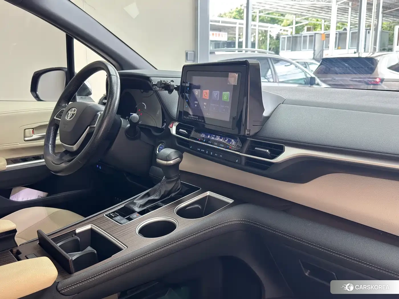 Toyota Sienna 2023 Черный из Китая, фото 5