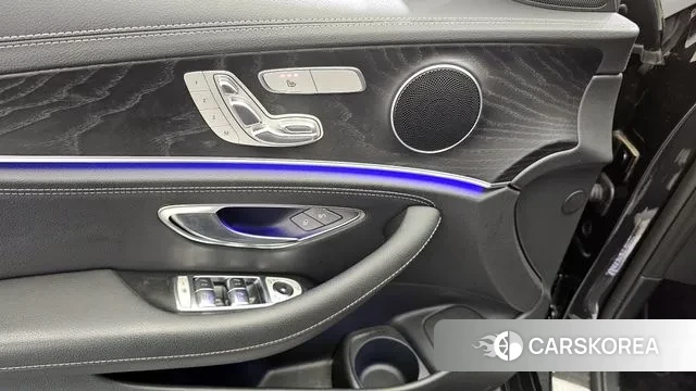 Mercedes-Benz E-Class W213 2020 Серый из Кореи, фото 5