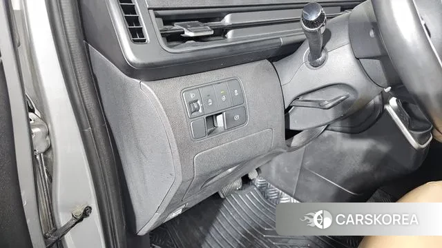 Hyundai Staria 2021 Серебряный из Кореи, фото 5