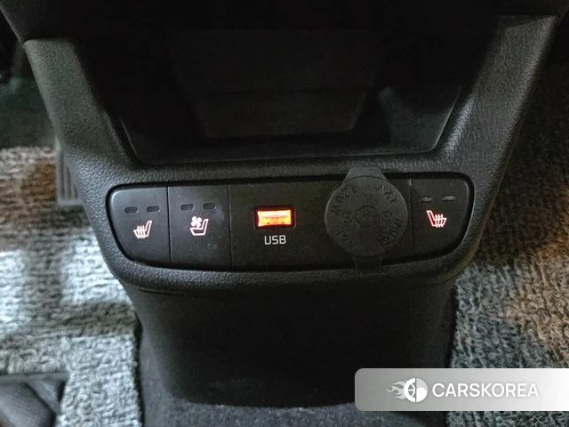 Kia The New Kia Ray 2023 Белый из Кореи, фото 5