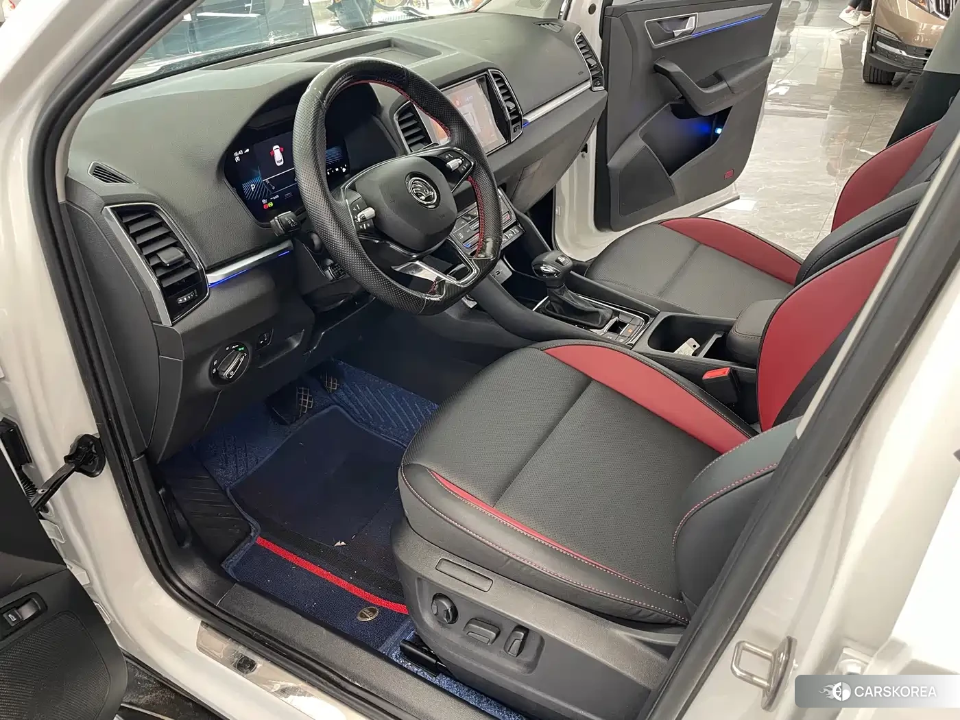 Skoda Krok 2022 Белый из Китая, фото 5