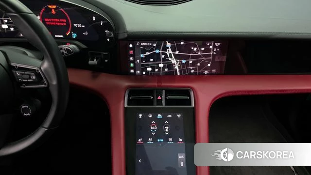 Porsche Taycan 2022 Серебристо-серый из Кореи, фото 5