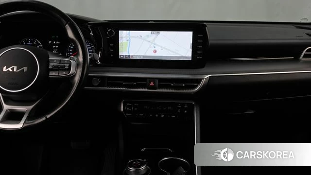 Kia K5 3rd generation 2022 Серебристо-серый из Кореи, фото 5