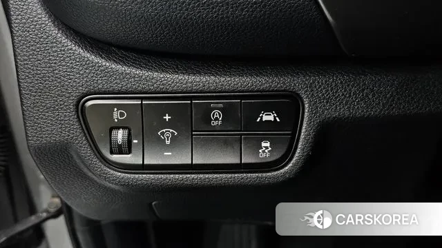 Kia Seltos 2019 Серебристо-серый из Кореи, фото 5