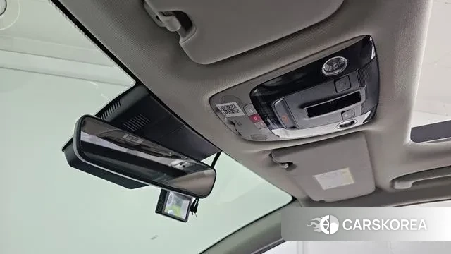 Kia Sportage 5th Generation Hybrid 2023 Белый из Кореи, фото 5