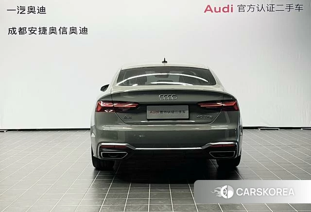 Audi A5 2022 Темно-серый из Китая, фото 5